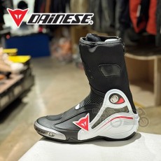 [DAINESE][할인특가] 다이네즈 엑시얼 D1  AXIAL D1 - BLACK/WHITE/RED-LAVA
